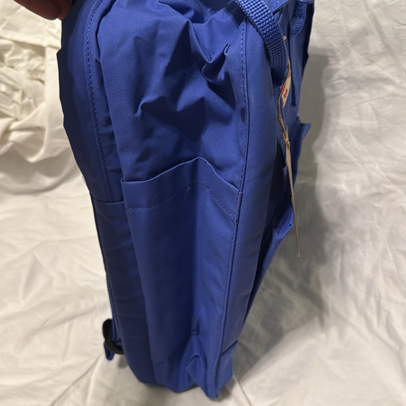 🌼🌼Fjallraven Laptop 15" Blue Backpack - Picture 5 of 6